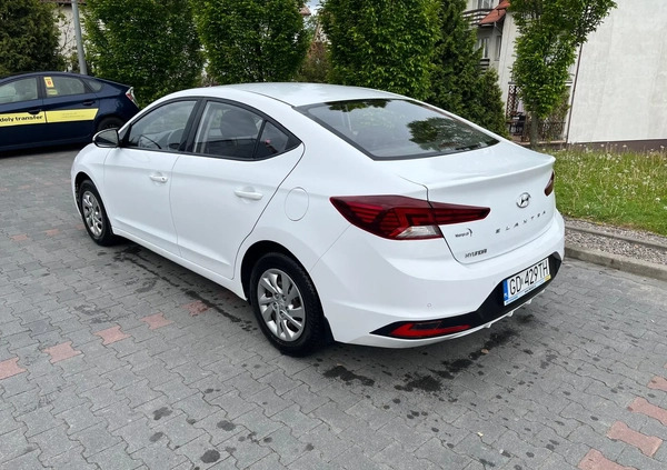 Hyundai Elantra cena 59900 przebieg: 69000, rok produkcji 2019 z Gdańsk małe 301